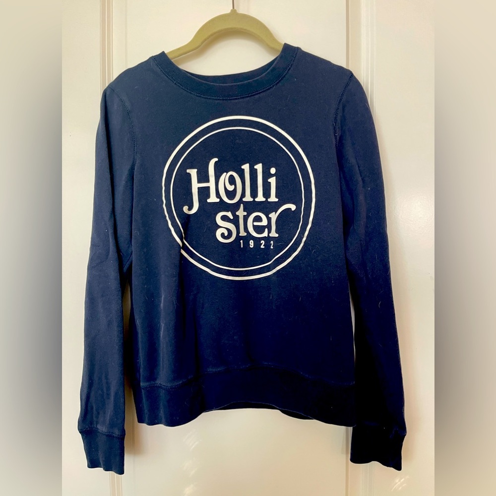 Hollister sweatshirt
